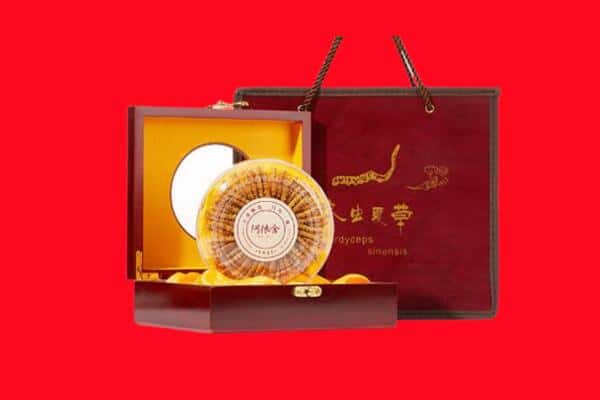 收购资讯:夷陵区回收冬虫夏草是按克吗